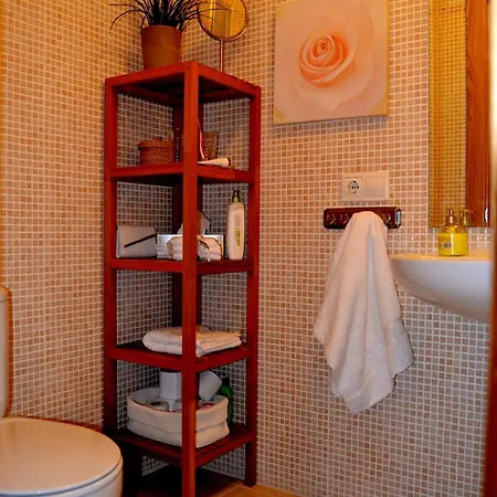 Homely Flat With Garden Near Segovia Torrecaballeros