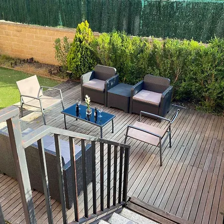 Homely Flat With Garden Near Segovia * Torrecaballeros