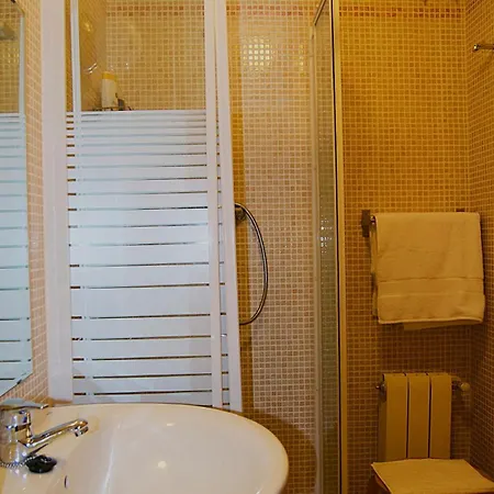 Apartment Homely Flat With Garden Near Segovia