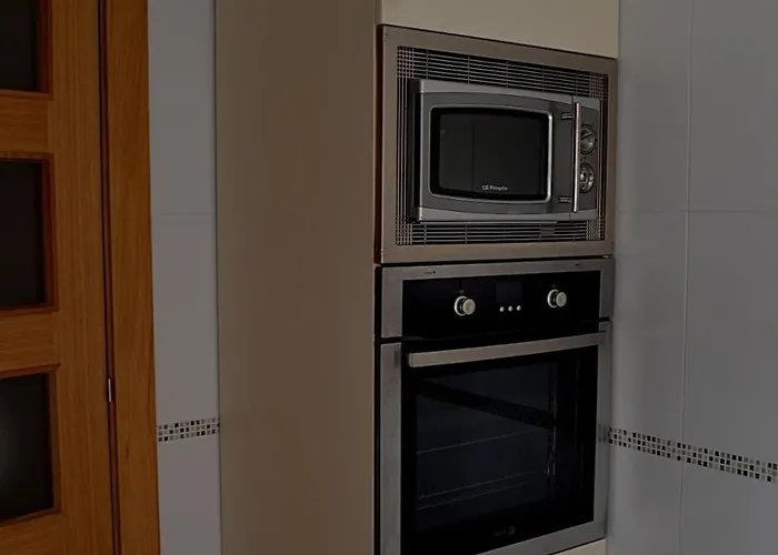 Апартаменты Homely Flat With Garden Near Segovia *