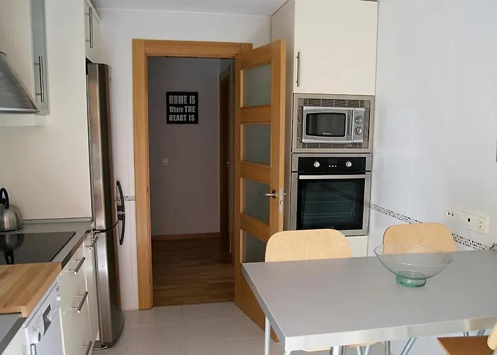 Homely Flat With Garden Near Segovia Apartman *