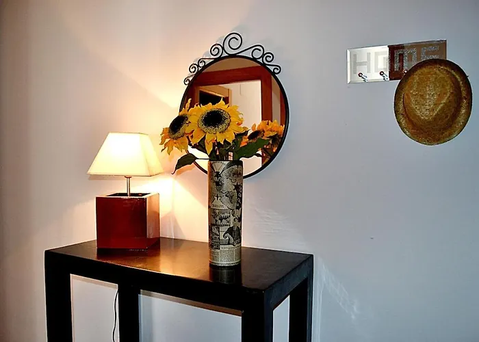 Homely Flat With Garden Near Segovia Apartman Torrecaballeros