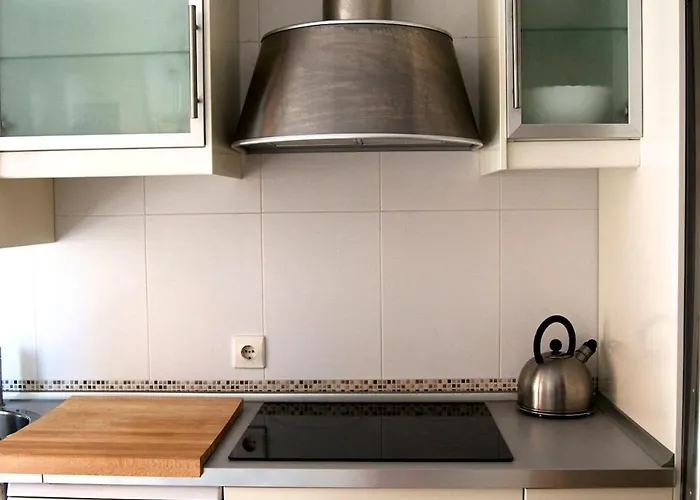 Homely Flat With Garden Near Segovia Апартаменты