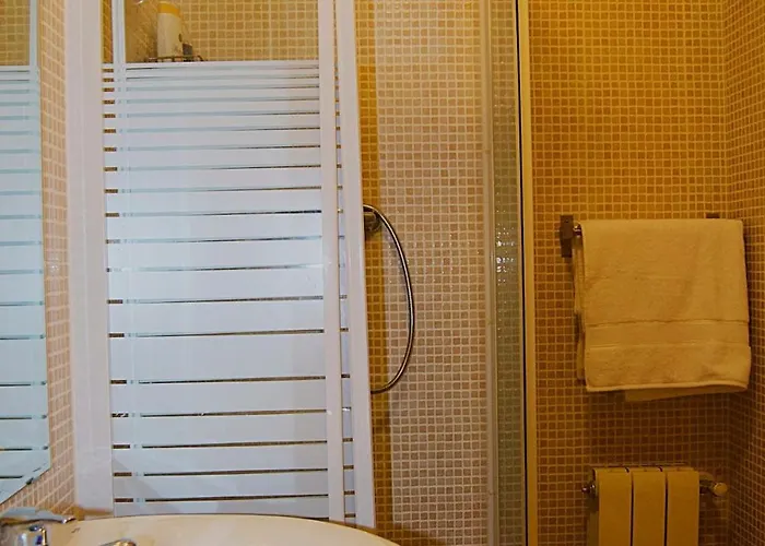 Апартаменты Homely Flat With Garden Near Segovia