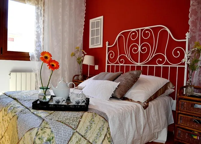 Apartman Homely Flat With Garden Near Segovia *